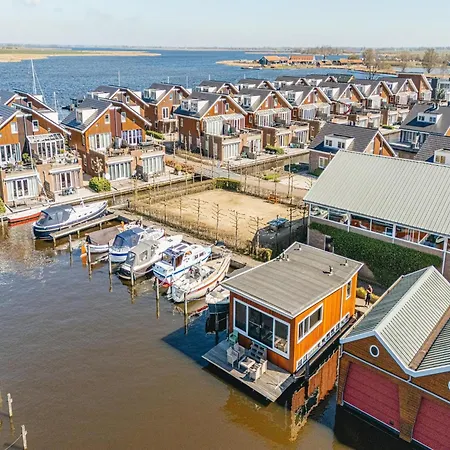 Houseboat In Netherlands With Private Dock * Uitgeest