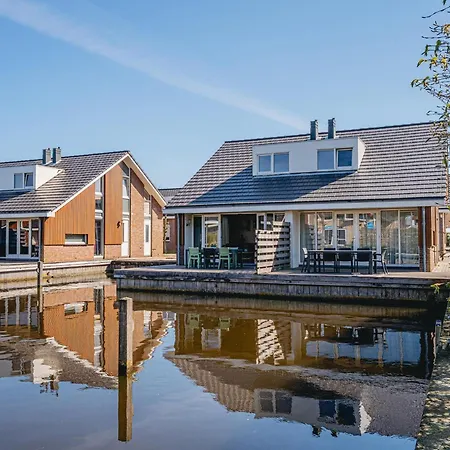 בית נופש Houseboat In Netherlands With Private Dock Uitgeest