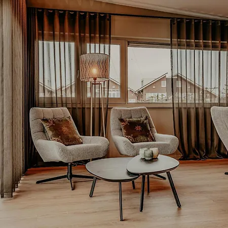 Houseboat In Netherlands With Private Dock * Uitgeest